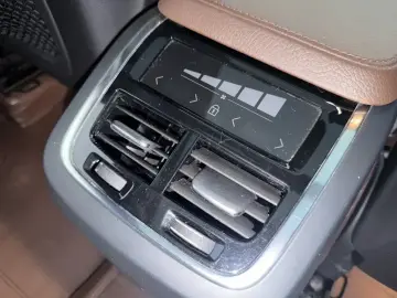2021 Volvo XC90 с пробегом 85 900 км