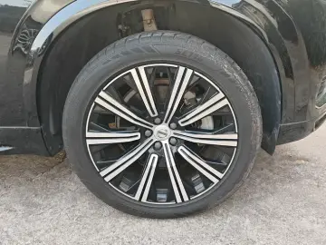 2023 Volvo XC90 с пробегом 131 000 км