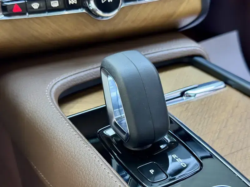 2022 Volvo XC90 с пробегом 60 000 км