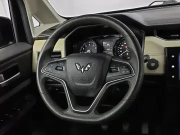 2019 Wuling Hongguang Plus с пробегом 41 800 км