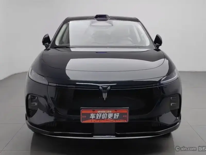 2025 Voyah Courage с пробегом 15 300 км