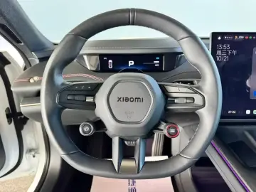 2024 Xiaomi SU7 с пробегом 44 000 км