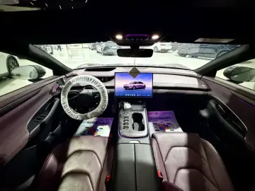 2024 Xiaomi SU7 с пробегом 44 000 км