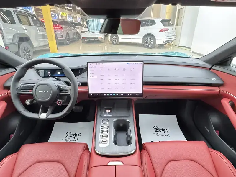 2024 Xiaomi SU7 с пробегом 5 000 км