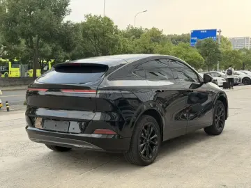 2025 Xpeng G6 с пробегом 18 600 км