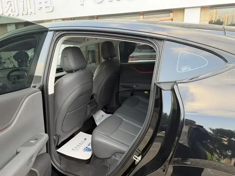 2025 Xpeng G6 с пробегом 18 600 км