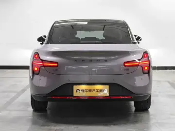 2025 Xpeng Mona M03 с пробегом 3 200 км