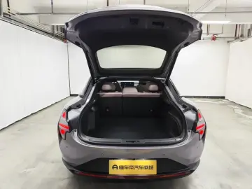 2025 Xpeng Mona M03 с пробегом 3 200 км
