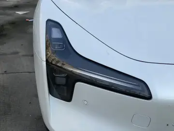 2026 Xpeng Mona M03 с пробегом 5 600 км