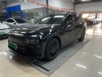 Xpeng G9