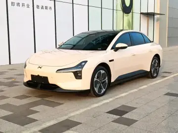 2024 Xpeng Mona M03 с пробегом 16 000 км