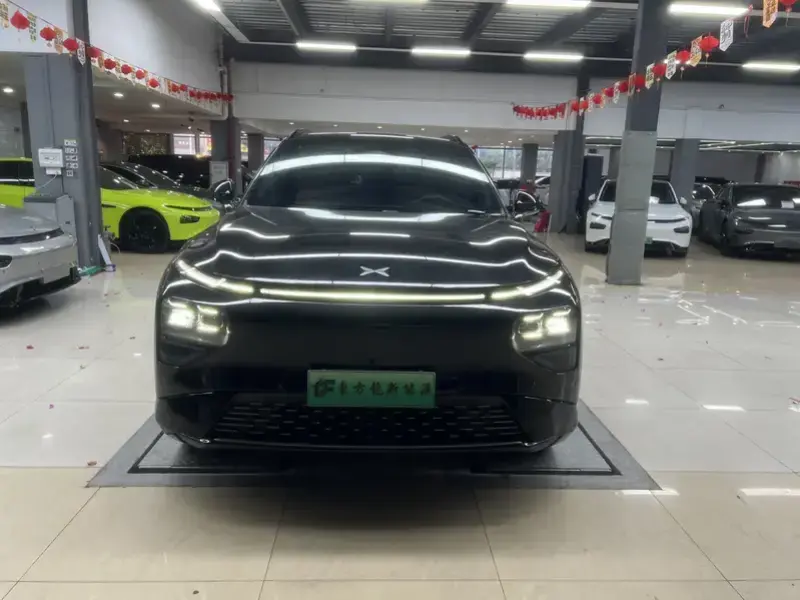 2024 Xpeng G9 с пробегом 128 000 км