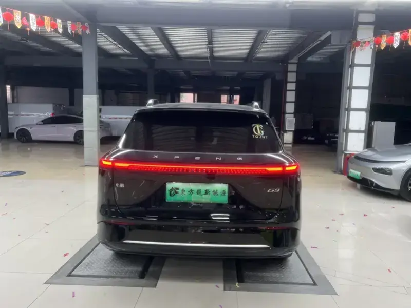 2024 Xpeng G9 с пробегом 128 000 км