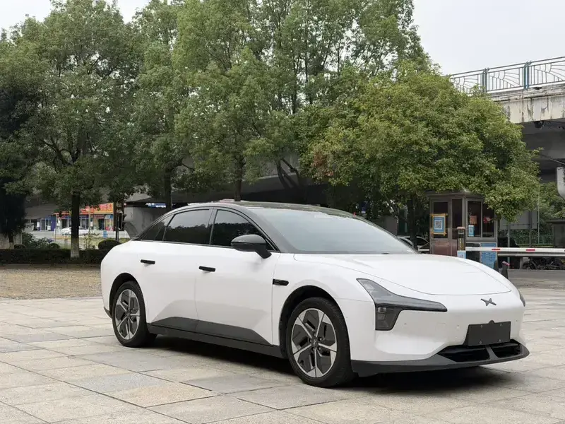 2024 Xpeng Mona M03 с пробегом 22 900 км