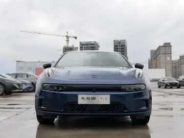 2023 Zeekr 001 с пробегом 60 000 км