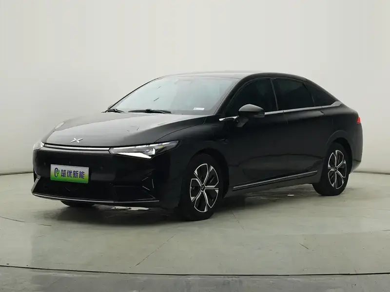 2022 Xpeng P5 с пробегом 75 000 км
