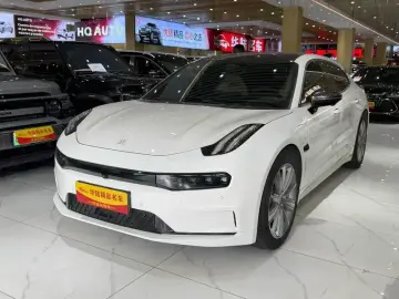 Zeekr 001