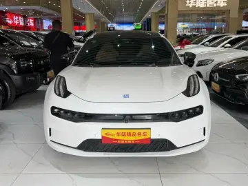 2021 Zeekr 001 с пробегом 75 000 км