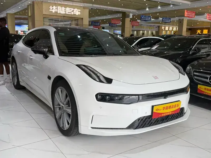 2021 Zeekr 001 с пробегом 75 000 км