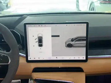 2021 Zeekr 001 с пробегом 75 000 км