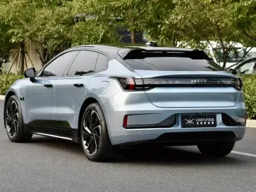 2021 Zeekr 001 с пробегом 74 000 км
