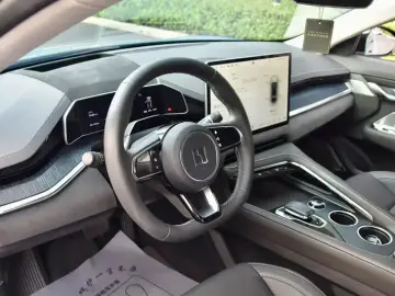 2021 Zeekr 001 с пробегом 74 000 км