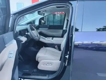 2024 Xpeng X9 с пробегом 31 000 км