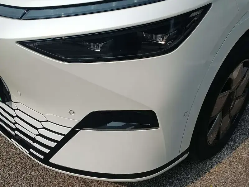 2024 Xpeng X9 с пробегом 45 000 км