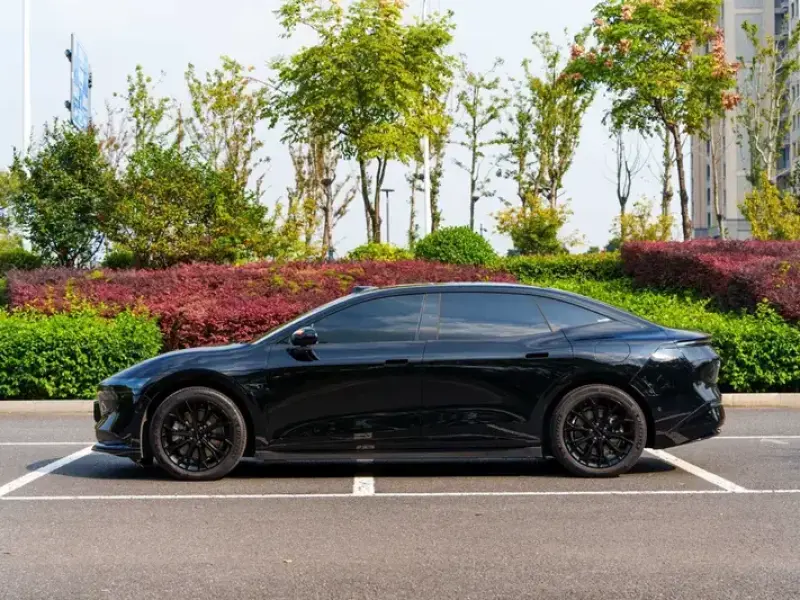 2025 Zeekr 007 с пробегом 44 000 км
