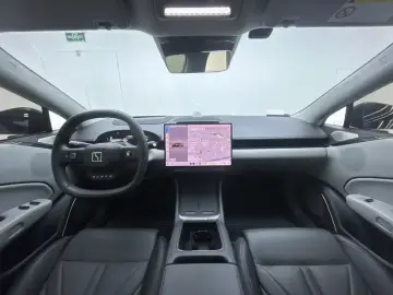 2025 Zeekr 007 с пробегом 28 600 км