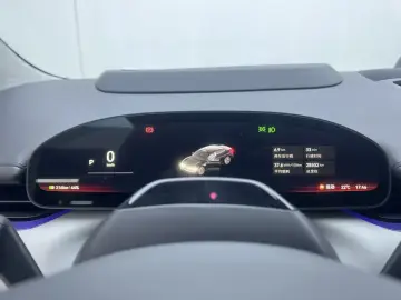 2025 Zeekr 007 с пробегом 28 600 км