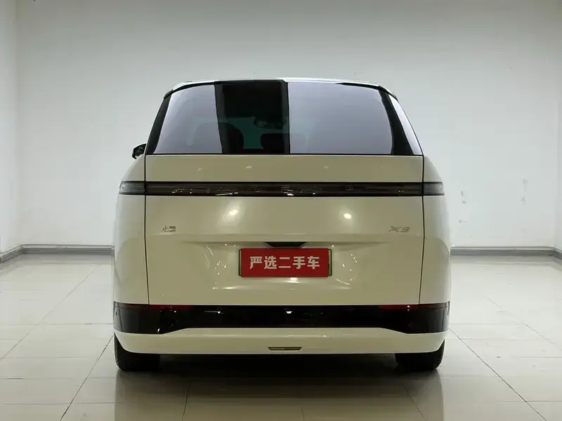 2024 Xpeng X9 с пробегом 42 000 км