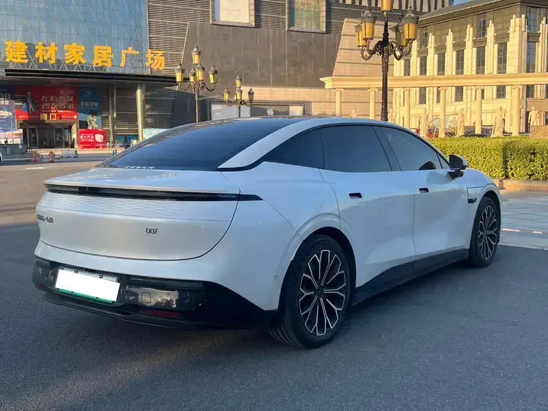 2024 Zeekr 007 с пробегом 44 000 км