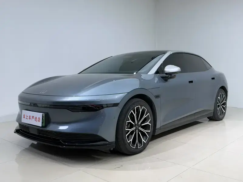 2024 Zeekr 007 с пробегом 38 500 км