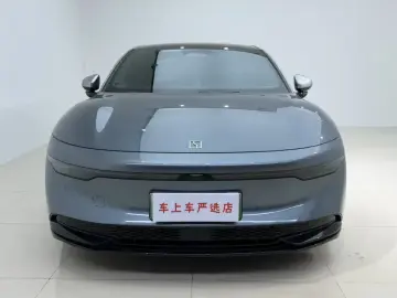 2024 Zeekr 007 с пробегом 38 500 км
