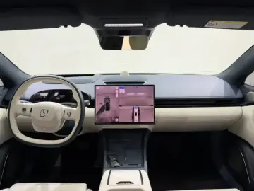 2024 Zeekr 007 с пробегом 38 500 км
