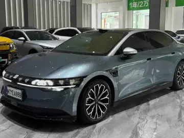 2024 Zeekr 007 с пробегом 41 000 км