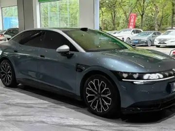 2024 Zeekr 007 с пробегом 41 000 км