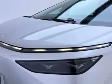 2024 Xpeng X9 с пробегом 35 000 км