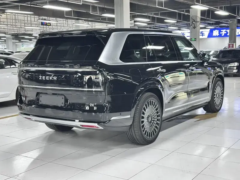 2026 Zeekr 9X с пробегом 100 км
