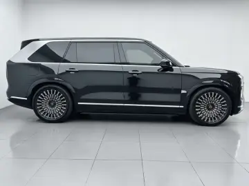 2025 Zeekr 9X с пробегом 8 300 км