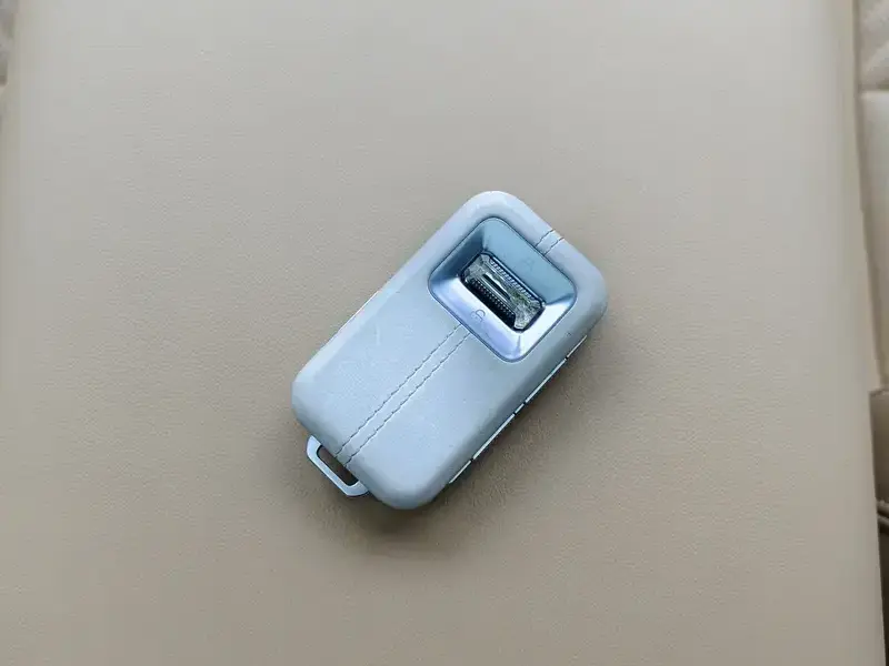 2025 Zeekr 9X с пробегом 8 300 км