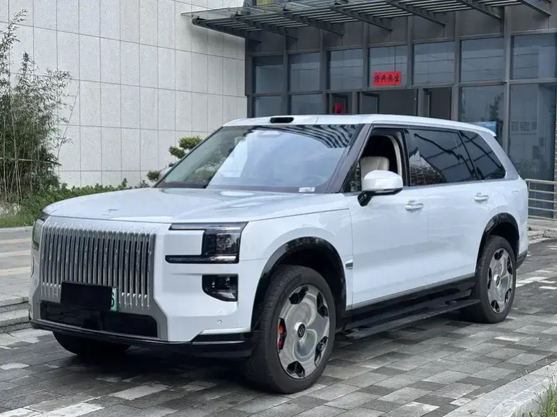 2025 Zeekr 9X с пробегом 20 100 км