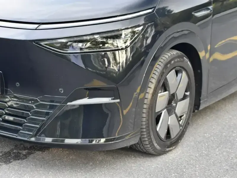 2024 Xpeng X9 с пробегом 44 000 км