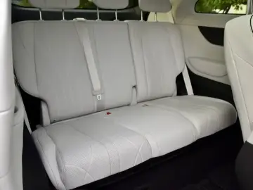 2024 Xpeng X9 с пробегом 44 000 км