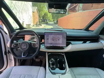 2024 Zeekr 009 с пробегом 22 000 км