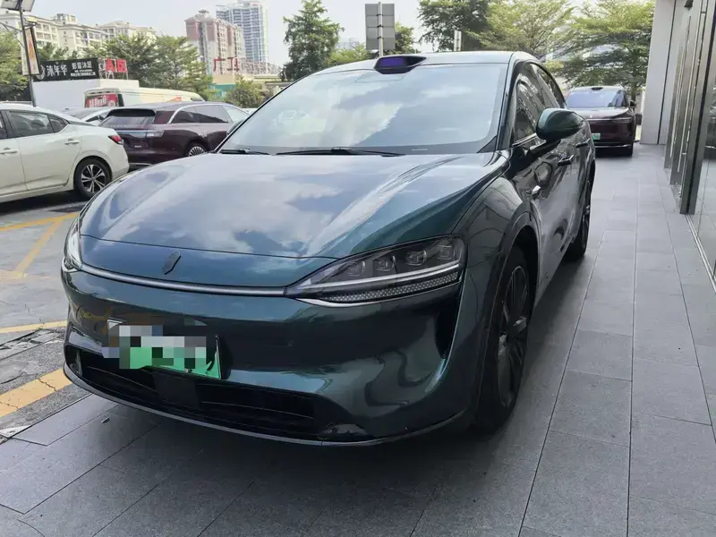 2026 Luxeed R7 с пробегом 15 000 км