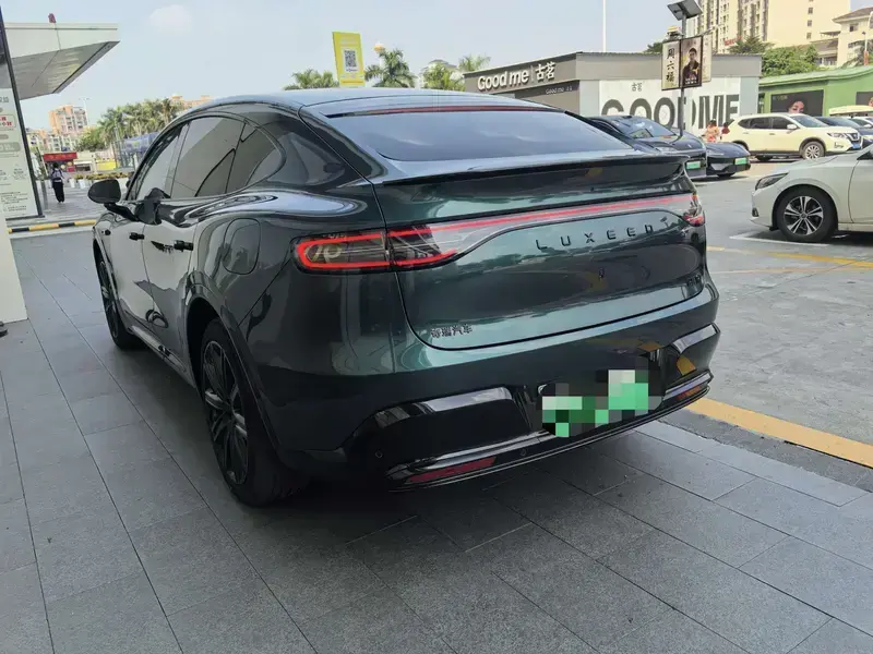 2026 Luxeed R7 с пробегом 15 000 км