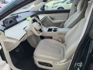 2026 Luxeed R7 с пробегом 15 000 км