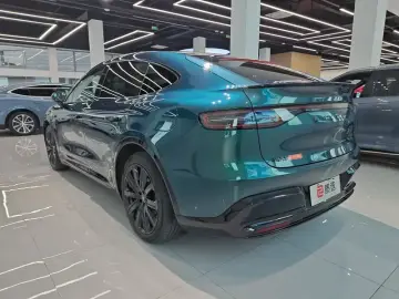 2026 Luxeed R7 с пробегом 13 400 км